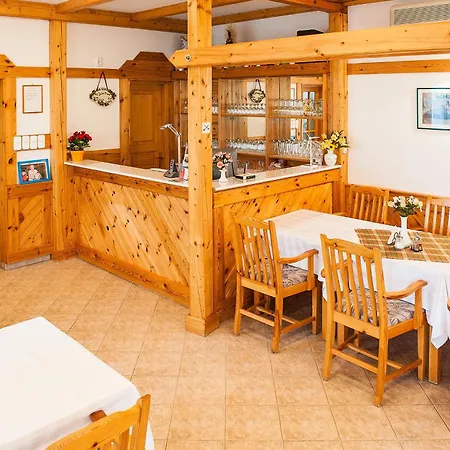 Apartment Alina Apartmanhaz Heviz
